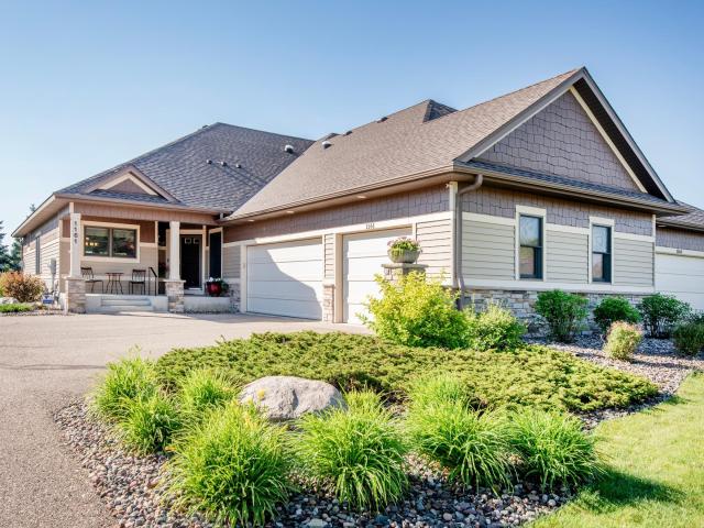 1161 Lakemoor Drive Saint Paul MN 55129 - MLS# 7096161