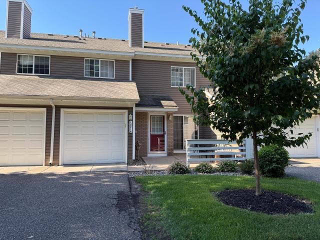 10014 Fillmore Street NE Blaine MN 55434 - MLS# 7096206