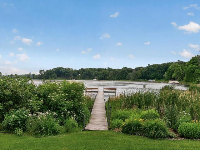 1285 Black Oaks Court N Plymouth MN 55447 - MLS# 7096549