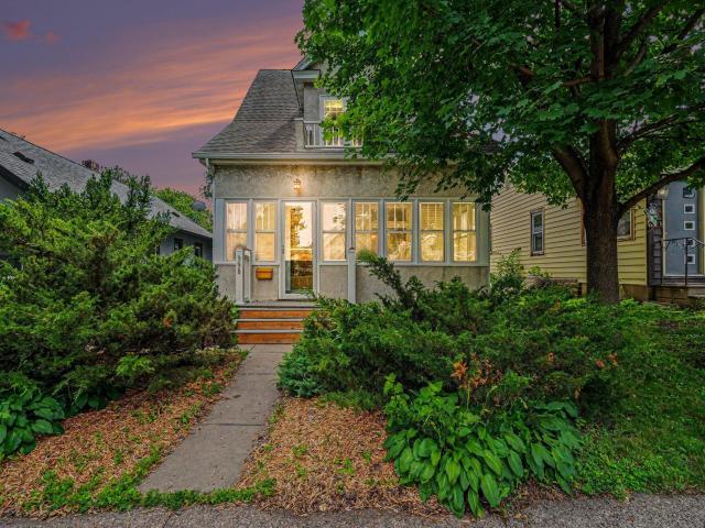 998 Minnehaha Avenue W Saint Paul MN 55104 - MLS# 7096850