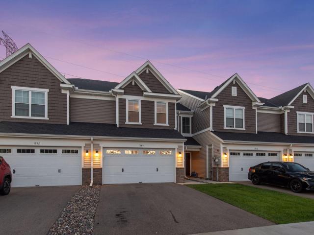 1844 Tyrone Drive Shakopee MN 55379 - MLS# 7096915