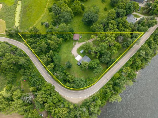 17571 Roberds Lake Boulevard Faribault MN 55021 - MLS# 7097002