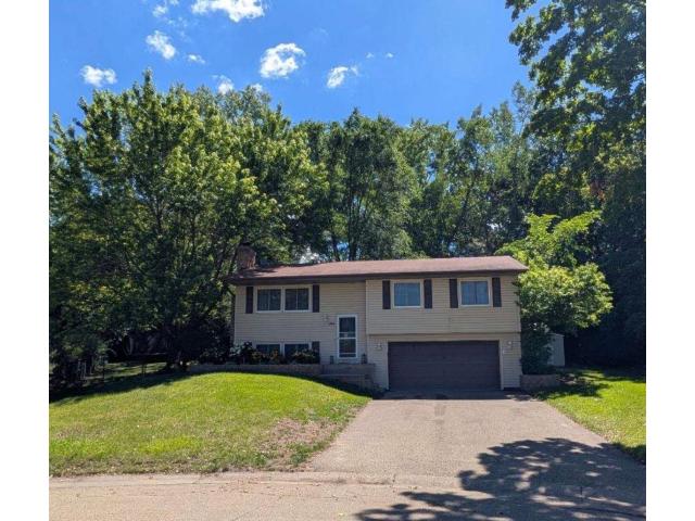 3884 Calcite Drive Saint Paul MN 55122 - MLS# 7097333