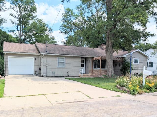 202 North Lane Albert Lea MN 56007 - MLS# 7097568