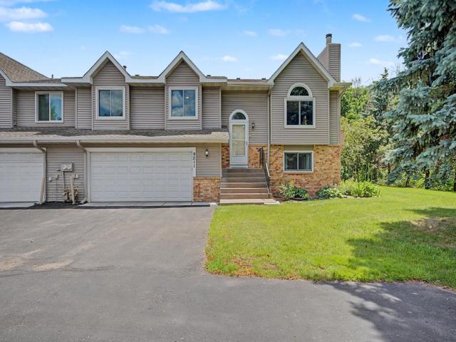 9211 Upland Lane N Osseo MN 55369 - MLS# 7097601