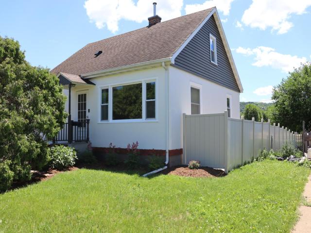 865 Gilmore Avenue Winona MN 55987 - MLS# 7097773