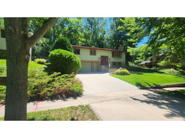 2510 Northern Hills Court NE Rochester MN 55906 - MLS# 7097881