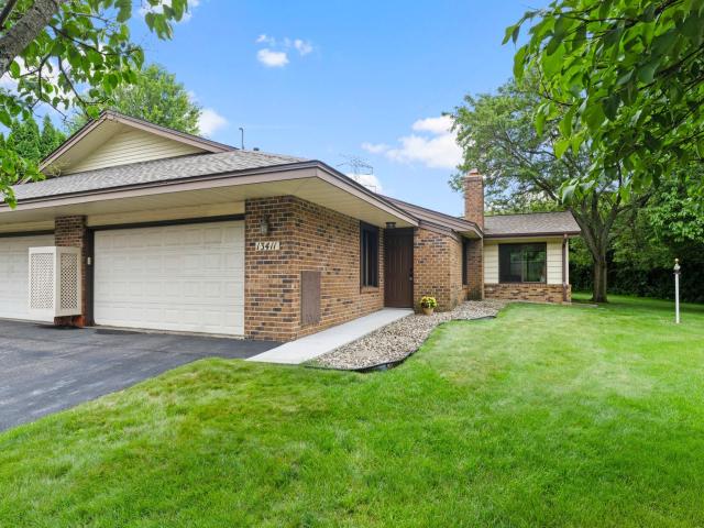 13411 Pepperwood Circle Hopkins MN 55305 - MLS# 7098005