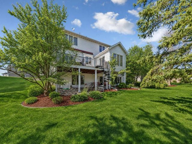 9756 211th Street W Lakeville MN 55044 - MLS# 7098011