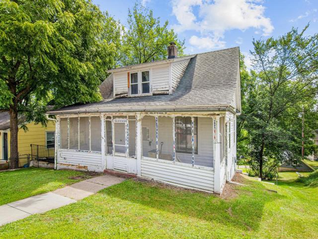 213 4TH ST W Carver MN 55315 - MLS# 7098161