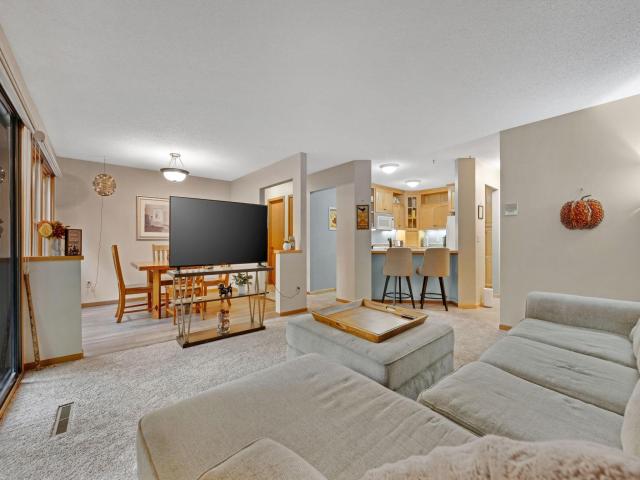 15805 26th Avenue N Unit B Minneapolis MN 55447 - MLS# 7098380