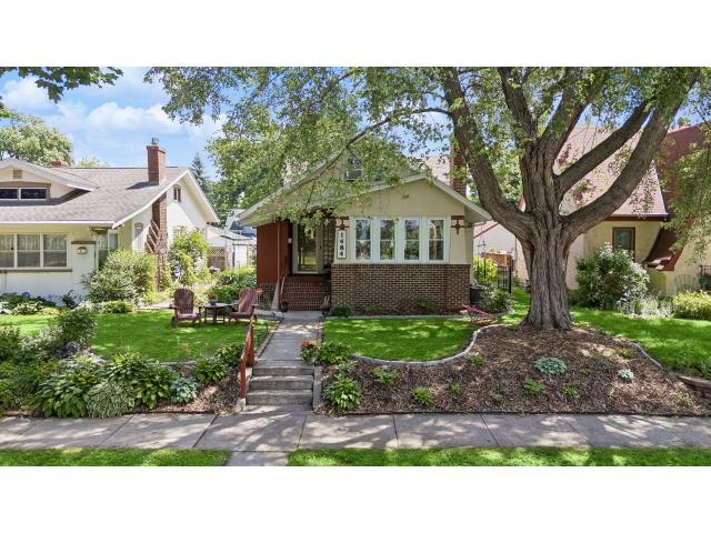 1484 Arona Street Saint Paul MN 55108 - MLS# 7098481