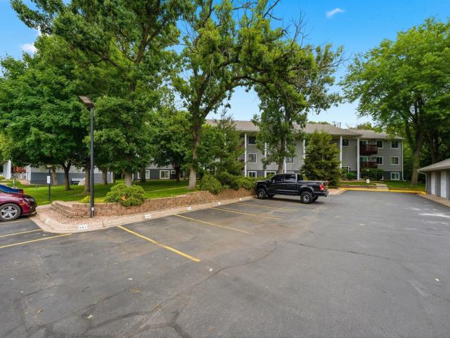 1801 113th Avenue NW Unit 106 Coon Rapids MN 55433 - MLS# 7098502