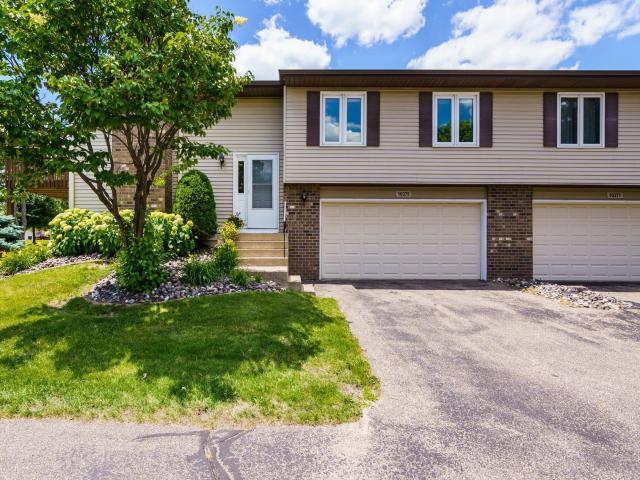 10375 Balsam Lane Eden Prairie MN 55347 - MLS# 7098538