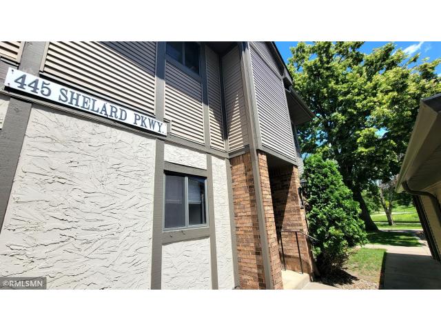 445 Shelard Parkway Unit 101 Minneapolis MN 55426 - MLS# 7098560
