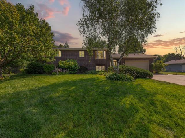 1017 Whittier Court Northfield MN 55057 - MLS# 7098608