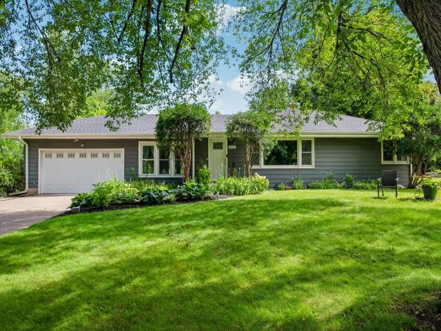 9222 W 22nd Lane Minneapolis MN 55426 - MLS# 7098616