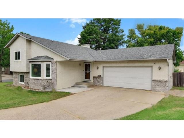 9887 Ilex Street NW Minneapolis MN 55433 - MLS# 7098632