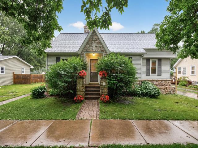 413 3rd Avenue E Shakopee MN 55379 - MLS# 7098702