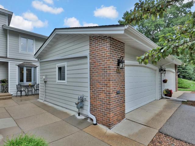 8264 Kingslee Road Bloomington MN 55438 - MLS# 7098775