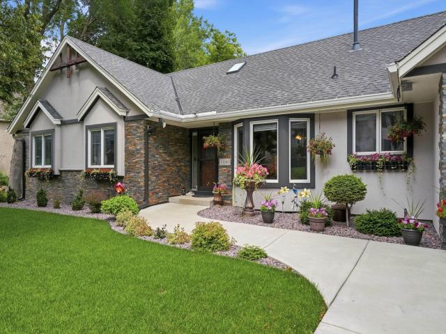 13500 Georgia Drive Apple Valley MN 55124 - MLS# 7098800