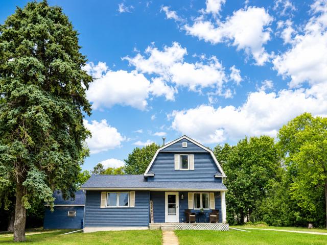908 E Main Street Dodge Center MN 55927 - MLS# 7098871