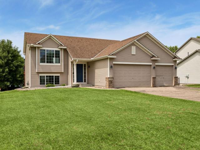 2431 Big Oak Lane Mayer MN 55360 - MLS# 7098994