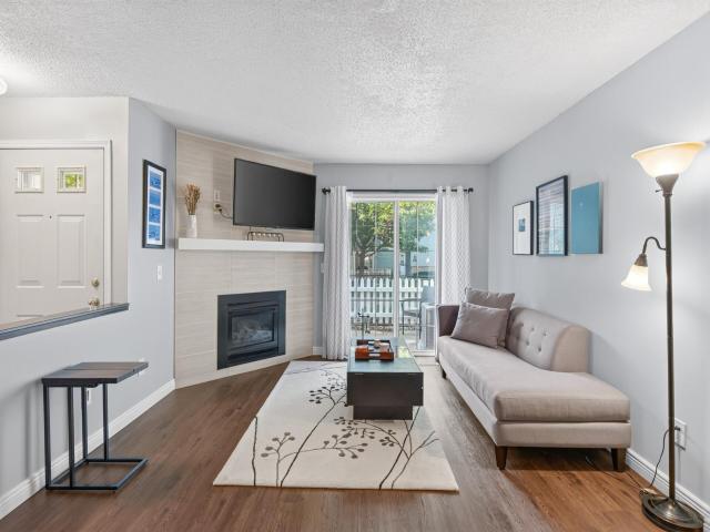 2566 Lockwood Drive Unit 65 Mendota Heights MN 55120 - MLS# 7099019