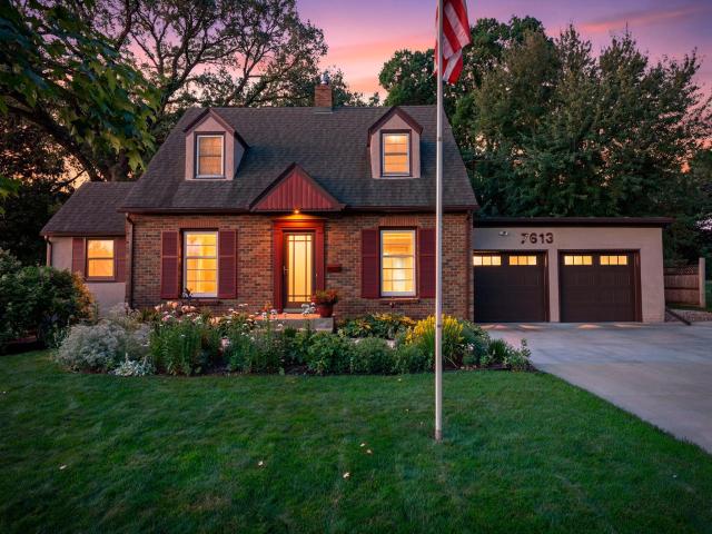 7613 49th Avenue N Brooklyn Park MN 55428 - MLS# 7099145