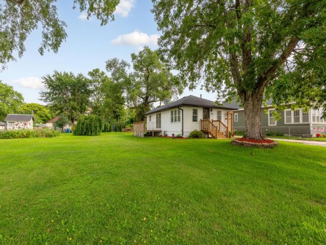304 20th Street NW Faribault MN 55021 - MLS# 7099154