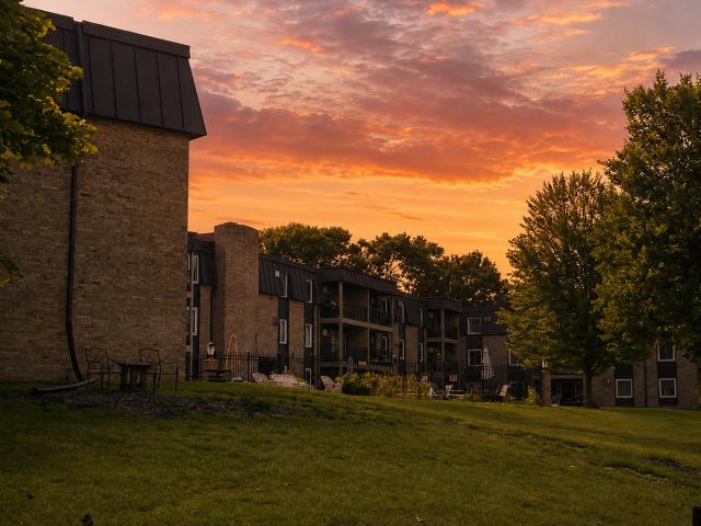 4207 Lakeside Avenue N Unit 122 Minneapolis MN 55429 - MLS# 7099319