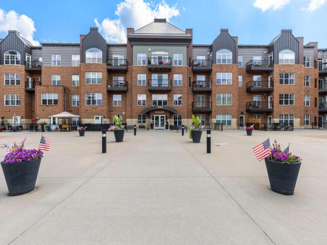 1800 Graham Avenue Unit 130 Saint Paul MN 55116 - MLS# 7099628
