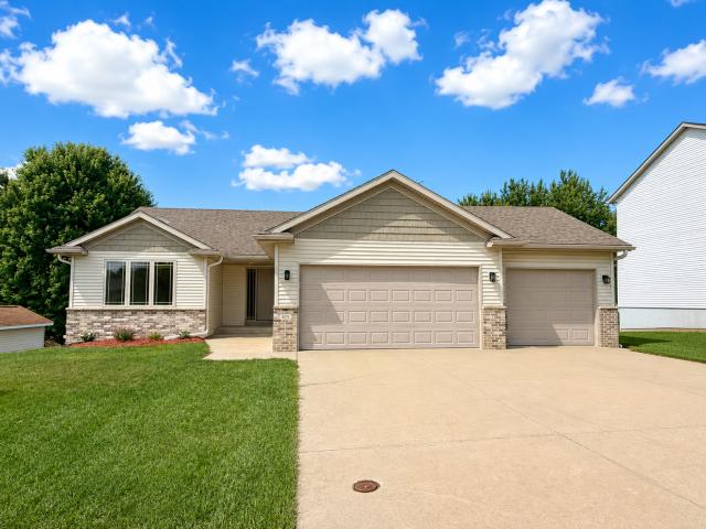 634 8th Street SW Pine Island MN 55963 - MLS# 7099665