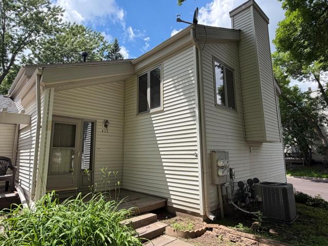 435 Fontaine Court Saint Paul MN 55125 - MLS# 7099724