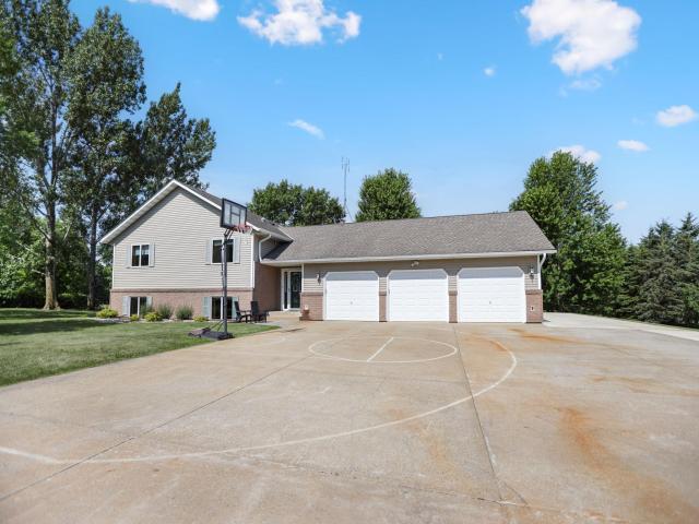 17834 Hunt Lake Trail Faribault MN 55021 - MLS# 7099735