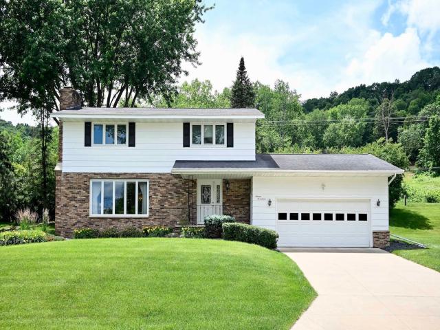 1617 Circle Drive Winona MN 55987 - MLS# 7099803