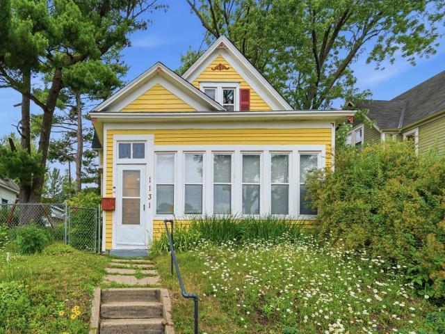 1131 Woodbridge Street Saint Paul MN 55117 - MLS# 7099833