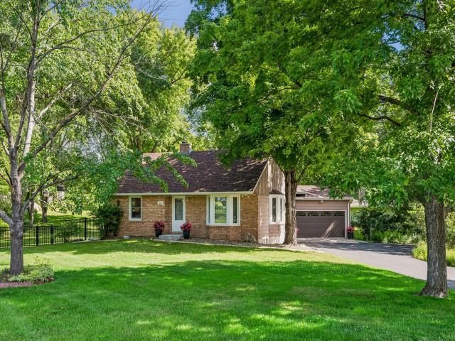 512 Mission Road W Minneapolis MN 55420 - MLS# 7099835