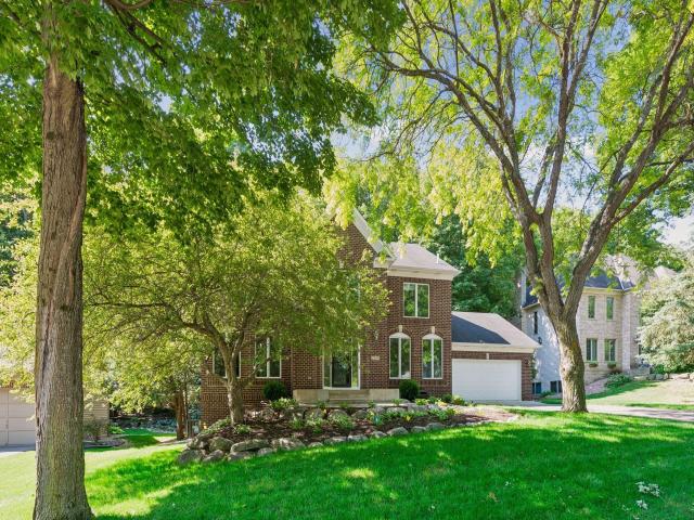 2109 Stone Creek Drive Chanhassen MN 55317 - MLS# 7099843
