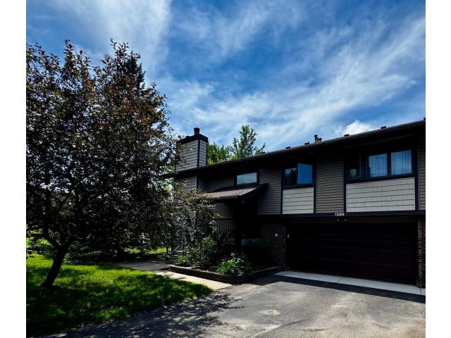 1589 Four Oaks Road Eagan MN 55121 - MLS# 7099904