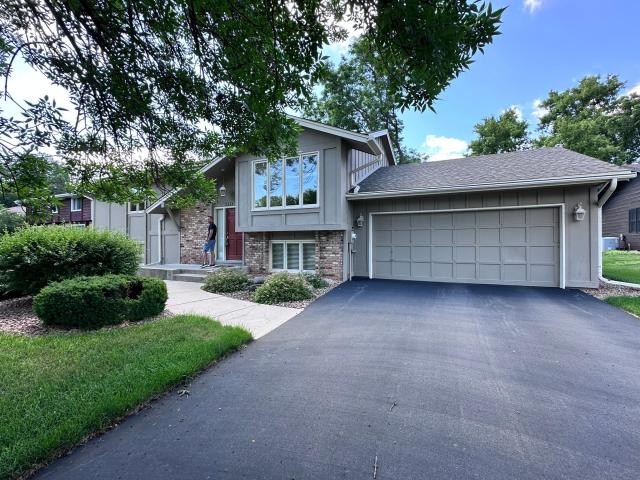 10324 Toledo Circle Minneapolis MN 55437 - MLS# 7100012
