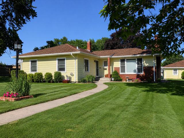 112 13th Avenue N South Saint Paul MN 55075 - MLS# 7100852