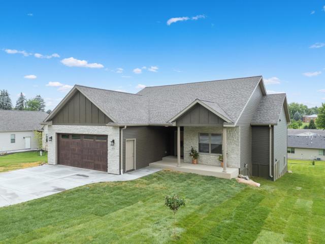 426 8th Street SW Pine Island MN 55963 - MLS# 7100866