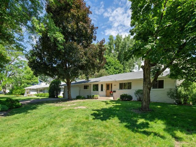8930 N Minnehaha Circle Minneapolis MN 55426 - MLS# 7100992
