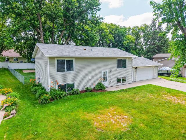 411 11th Avenue SE Faribault MN 55021 - MLS# 7101022