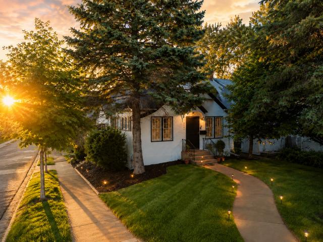 5301 Ewing Avenue S Minneapolis MN 55410 - MLS# 7101204