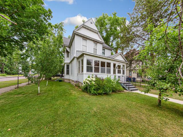 904 Central Avenue N Faribault MN 55021 - MLS# 7101292
