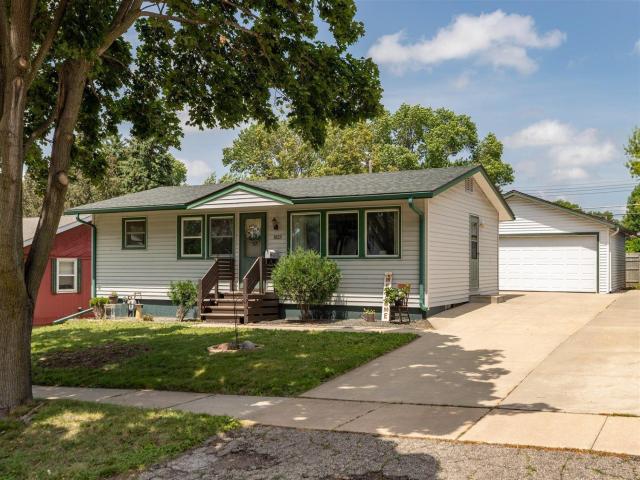 1823 18 1/2 Street NW Rochester MN 55901 - MLS# 7101302