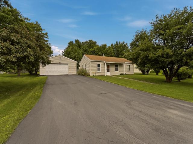 1805 Marvale Avenue SE Rochester MN 55904 - MLS# 7101375