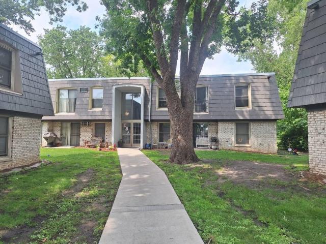 709 11th Avenue S Unit 5 Minneapolis MN 55415 - MLS# 7101436
